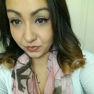 Meet your Posher, Veronica