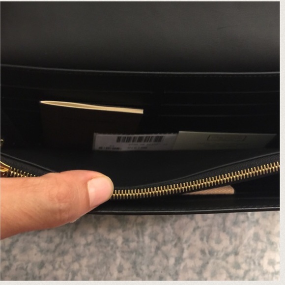 Louis Vuitton Louise Wallet - Picture 3 of 4