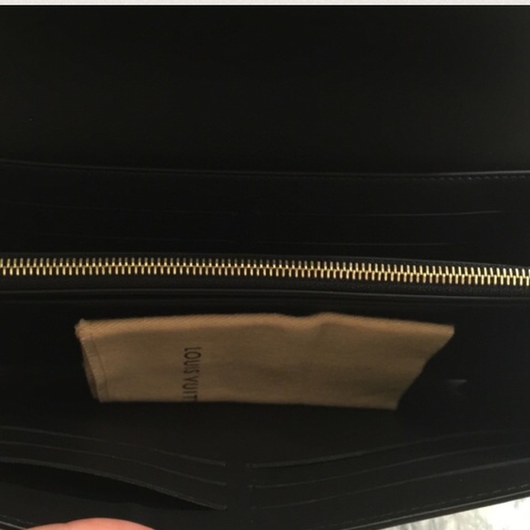 Louis Vuitton Louise Wallet - Picture 4 of 4