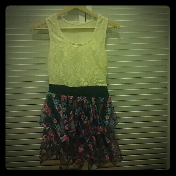 floral print lace dress