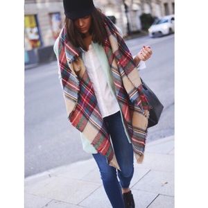 🎉HP! Yay!Cozy & stylish chunky knit blanket scarf