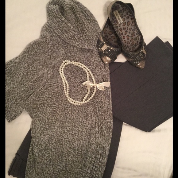 Express Gray/White Variegated Short Sleeve Heavy Open Front Roll Collar Sweater - Picture 15 of 15