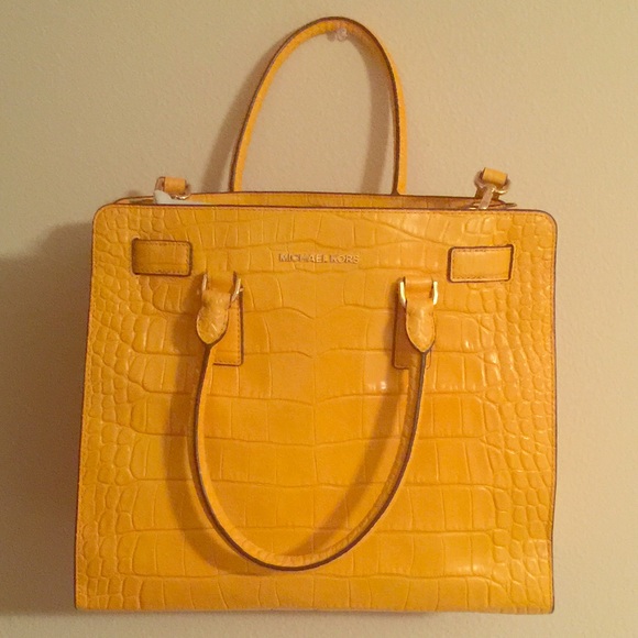MICHAEL Michael Kors Croc Embossed Shoulder Tote - Picture 1 of 4