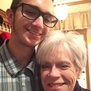 Meet your Posher, Wynoma