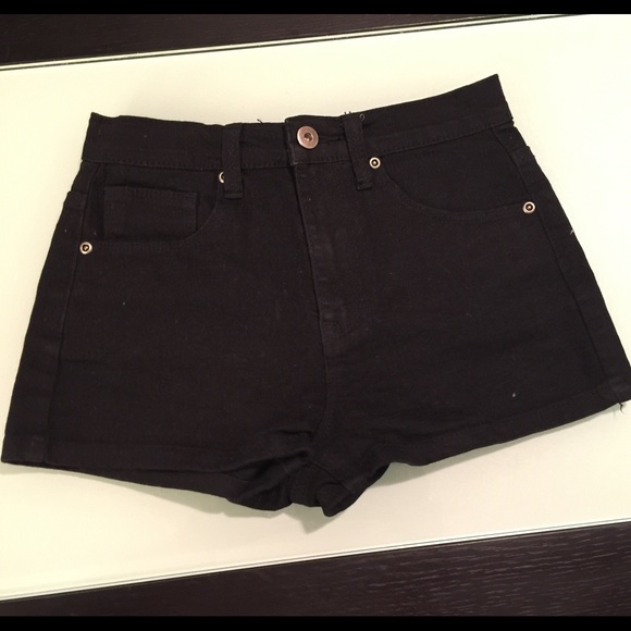 Black denim high waisted Jean shorts