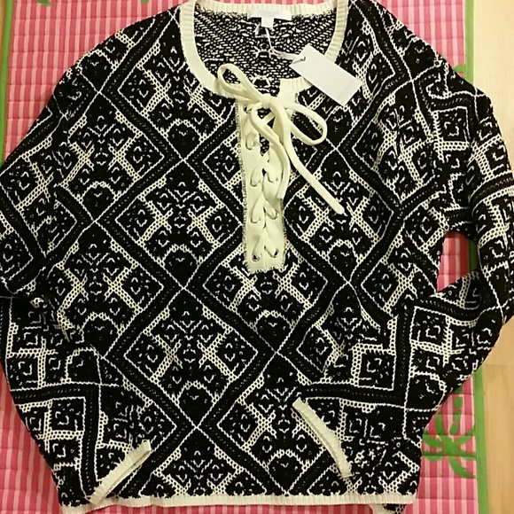 Piperlime Sweaters - Piperlime lace up lace pattern knit sweater xL