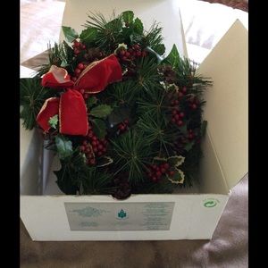 Partylite 6 inch Noel ring in Original box