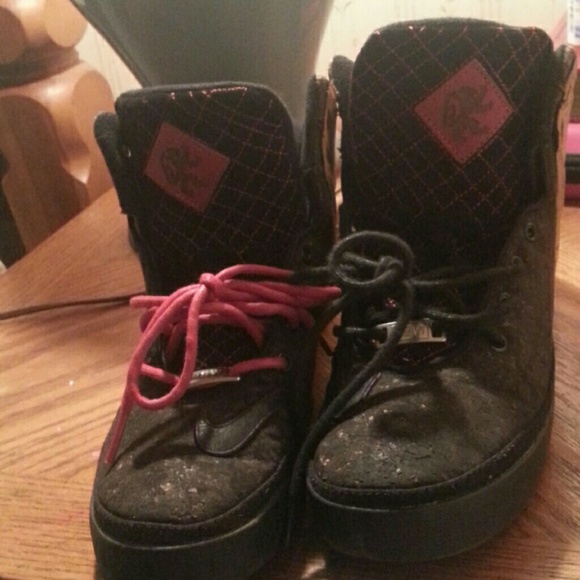 Lebron - Picture 4 of 4
