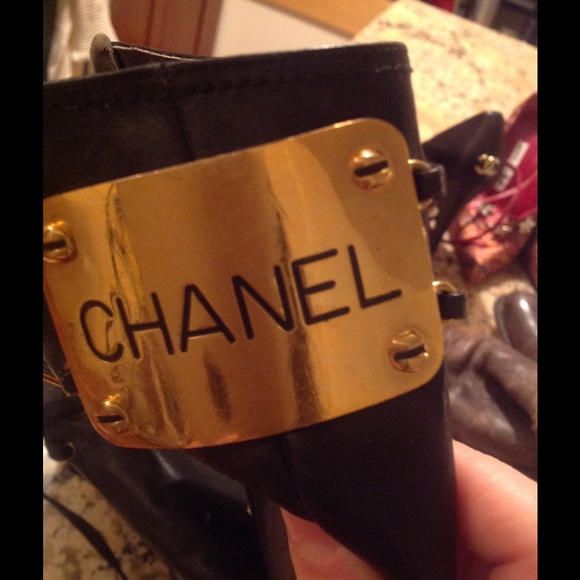 Vintage Chanel Combat Boots Sz 40 - Picture 4 of 4