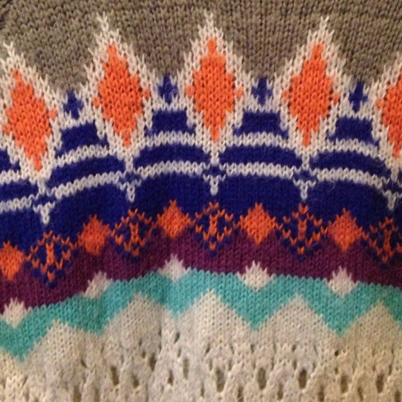 Delia's Patterned Sweater - Picture 2 of 2