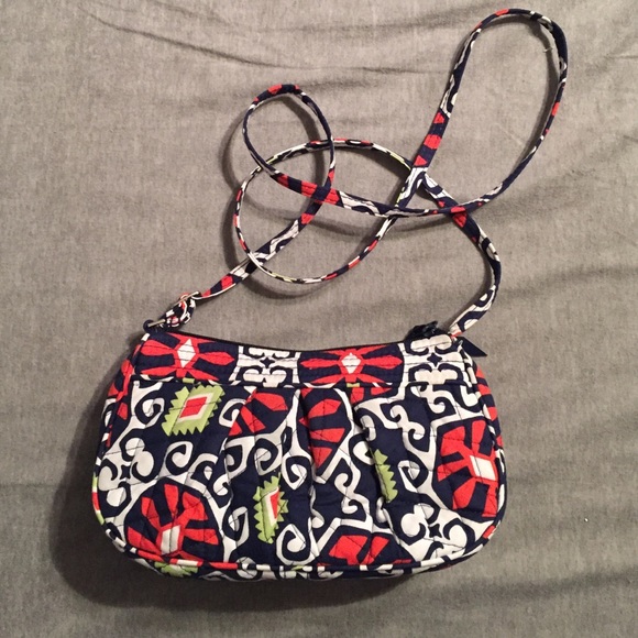 Small Vera Bradley crossbody in Sun Valley