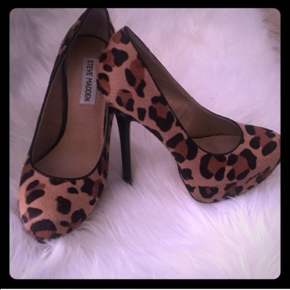 💎SOLD💎 Steve Madden Leopard print platform pumps