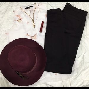 ❌SOLD❌Flowy and romantic top