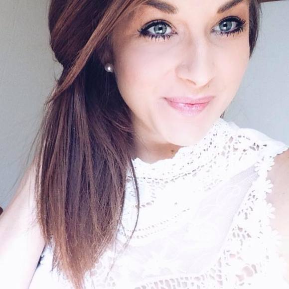 Meet your Posher, Randi - Picture 1 of 1