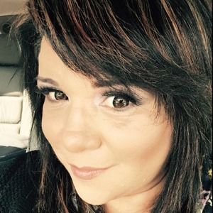 Meet your Posher, Carina