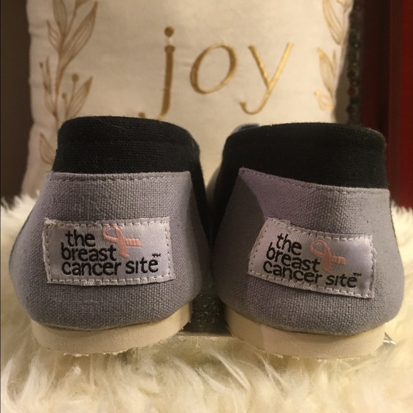 NEW canvas, slip on shoes - Picture 2 of 3