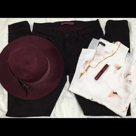 ❌SOLD❌J Brand burgundy skinny jeans