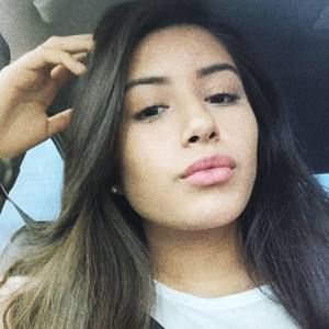 Meet your Posher, Cassandra