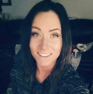 Meet your Posher, Savannah