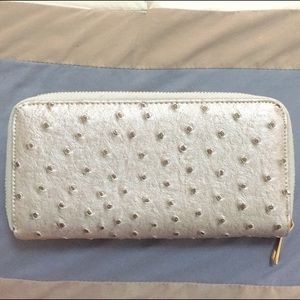 Silver clutch / wristlet NWOT