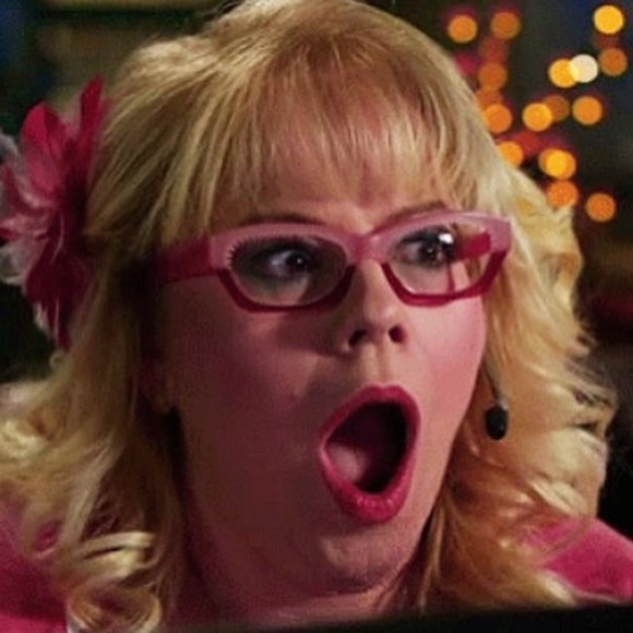 Meet your Posher, Chloe - Picture 1 of 1