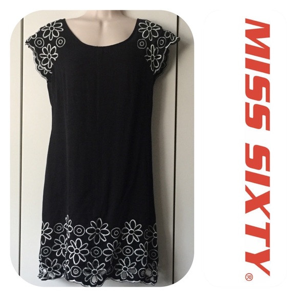⚡️NWOT⚡️MISS SIXTY Tunic w/ Floral Details