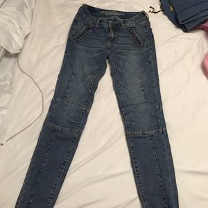 Super trendy structured skinny jeans