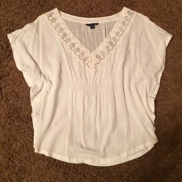 HOLD Beautiful white blouse with lace v neck