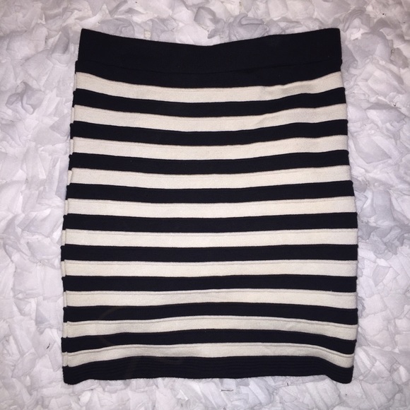 Fitted Skirt