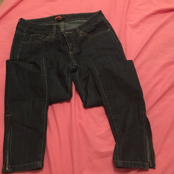 Jeans - Picture 1 of 1