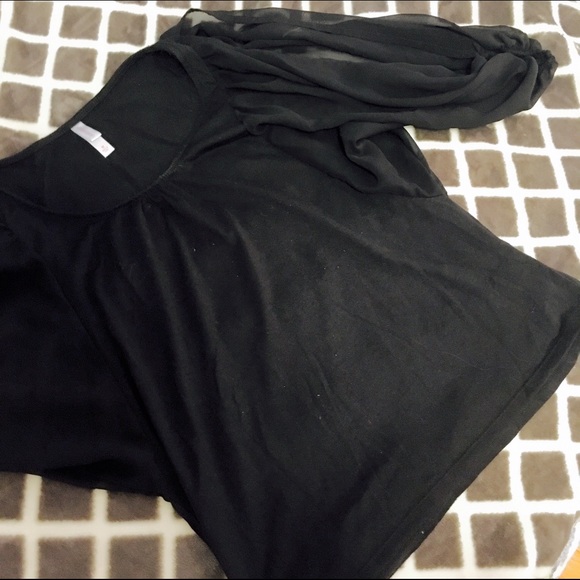 XHILIRATION Black Top w/ Sheer Cutout Sleeves - Picture 3 of 3