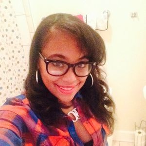 Meet your Posher, Kaelani