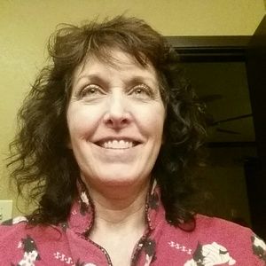 Meet your Posher, Lynette