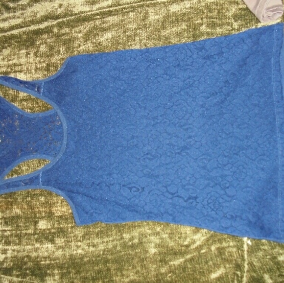 Aeropostale tank.