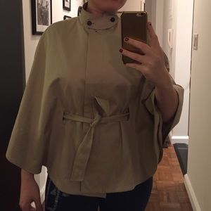 Classic Banana Republic Trench Cape
