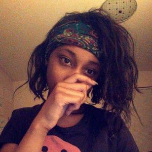 Meet your Posher, Desiree'