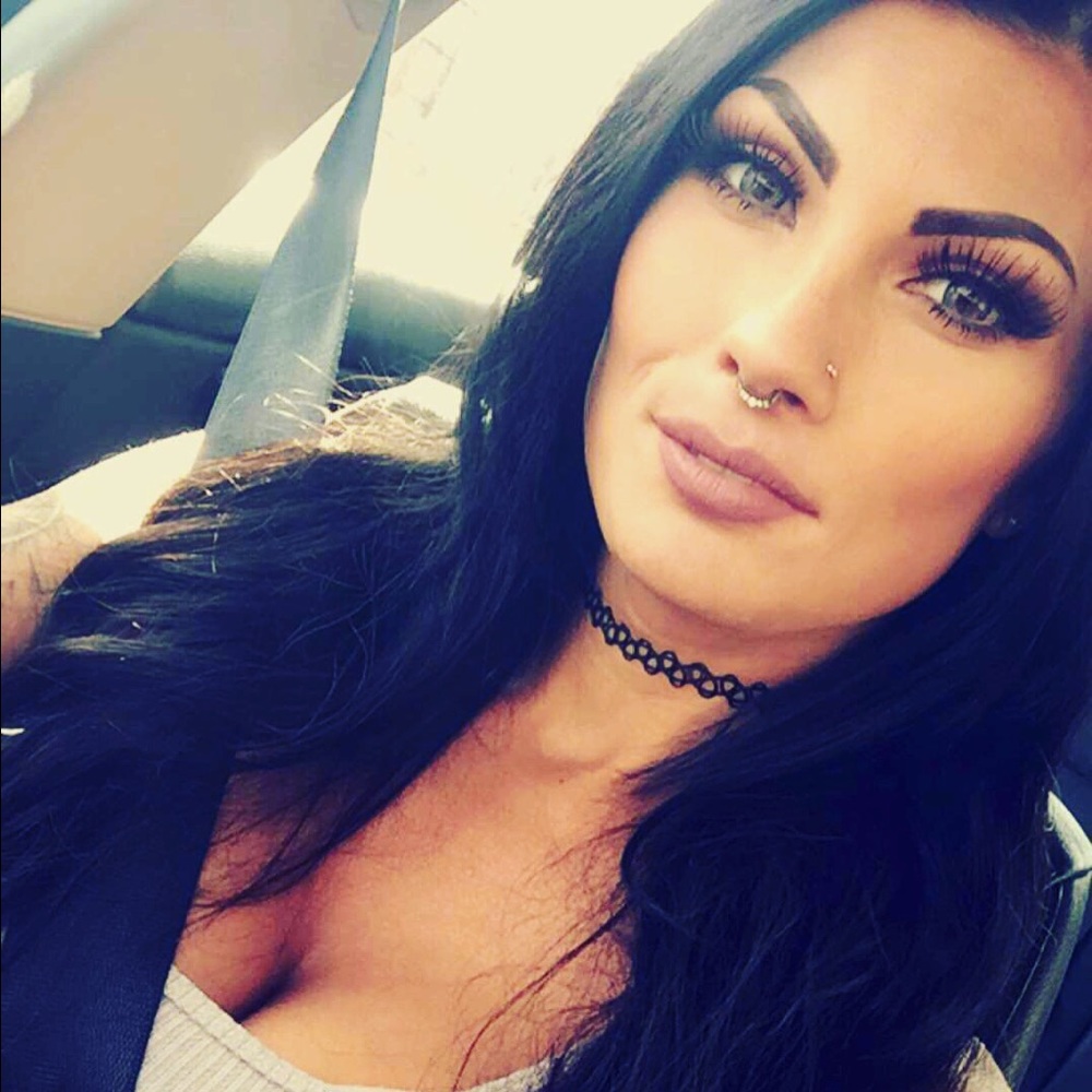 Meet your Posher, Chelsey
