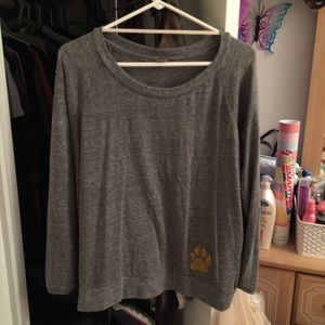 Cute gray sweatshirt