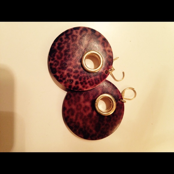 Wood earrings