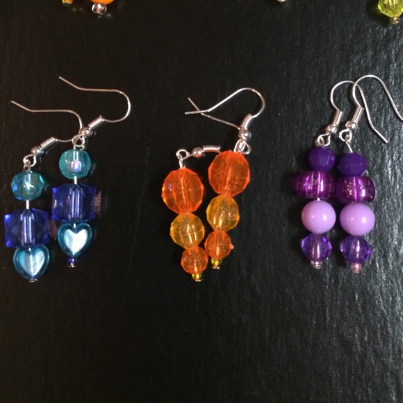 Handmade earrings by 10 yr old. $6 for two pairs - Picture 2 of 4