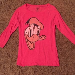 Red Donald Duck 3/4 sleeve shirt