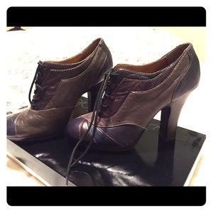 Frye Oxford heels