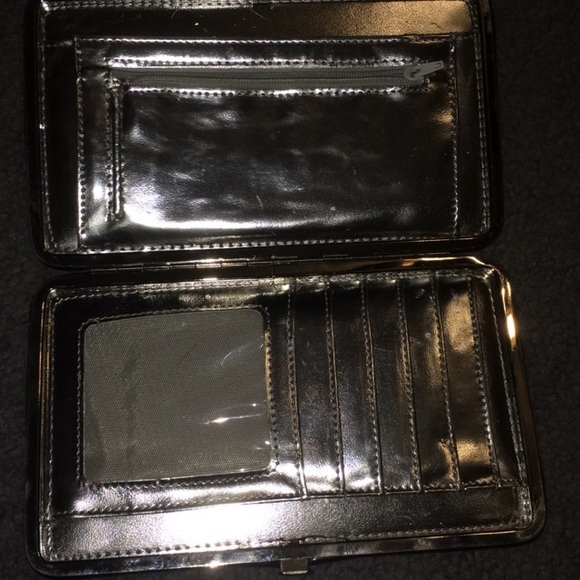 wallet - Picture 2 of 2