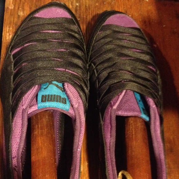 Women's Puma Shoes