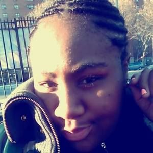 Meet your Posher, Nellz