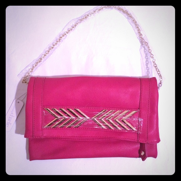 🚨MAJOR PRICE DROP ALERT🚨 Pink & Gold Clutch