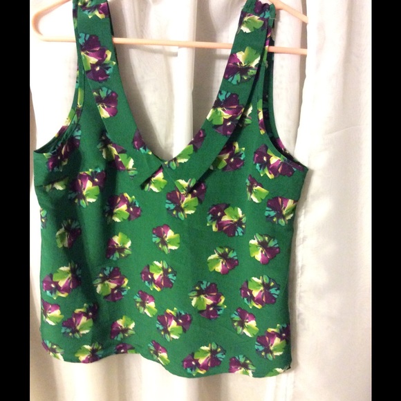 Flowery green semi crop top