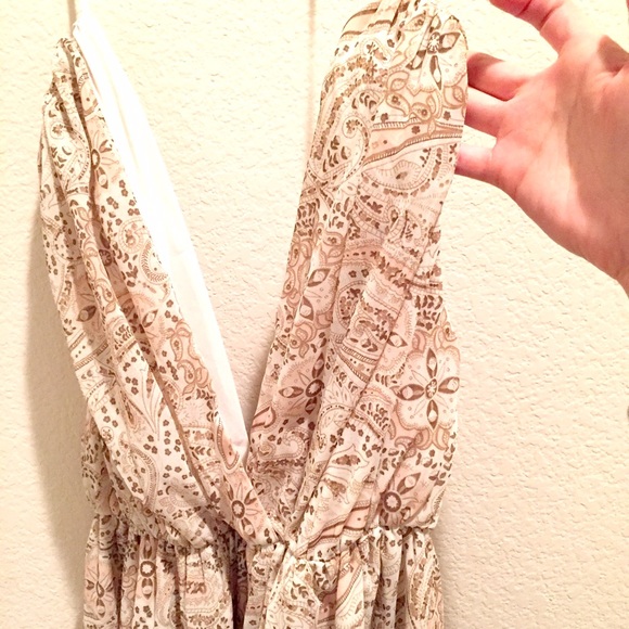 H&M Dresses - NEW H&M paisley maxi dress H&M Dresses - NEW H&M paisley maxi dress