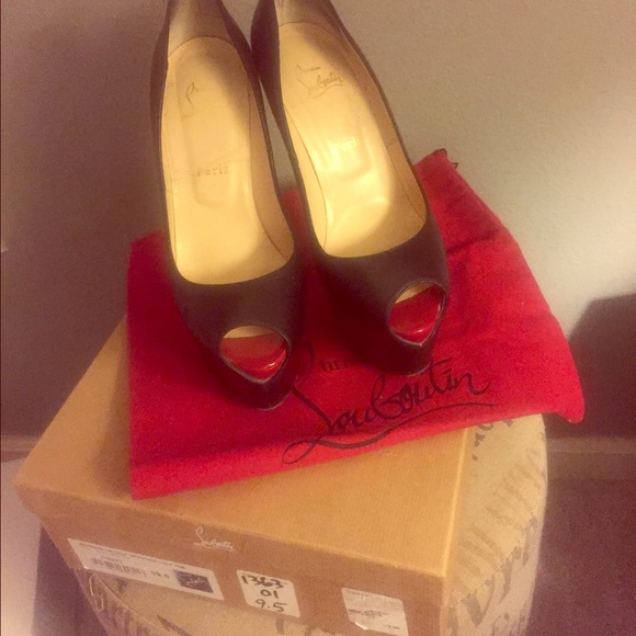 Christiana Louboutin Highness 160