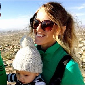 Meet your Posher, Connie